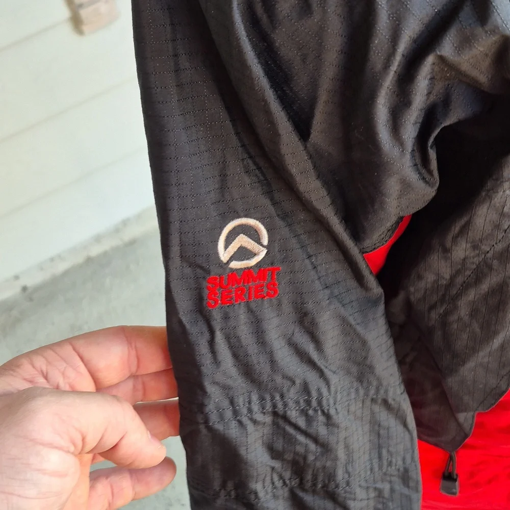THE NORTH FACE Red Black Summit Shell Gore-Tex XCR Small Mens‎ Hooded Jacket VTG